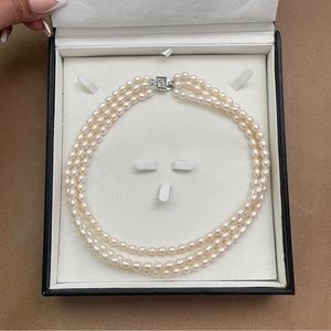 Triple-Strand authentic Pearl Necklace
